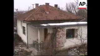 Bosnia - Serbs Settle In Former Muslim Homes