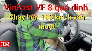 Quái xế Mỹ thử hết ga hết số VinFast VF 8: “Chạy hơn 160 km/h vẫn luồn lách mượt trên cao tốc”