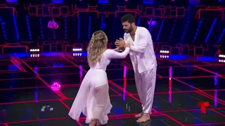 SANDRA ITZEL Y ADRIAN DI MONTE BAILAN EN ASI SE BAILA