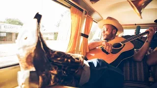 VDub Sessions // Charley Crockett plays "Goin' Back to Texas"