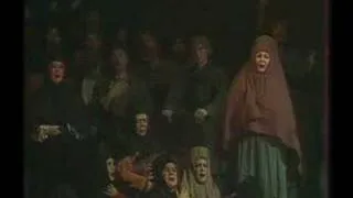 Boris Godunov - Prologe, scene 1 - chorus. Bolshoy.