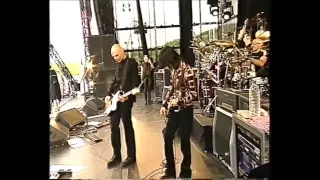 The Smashing Pumpkins - Tear (Pinkpop Festival 1998)