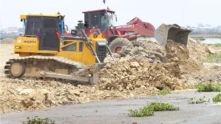 Fascinating Great Huge Big Rock Pushing Special Activity Swamp Landfill Bulldozer Wheel Loader