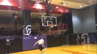 Kevin Love Trick-Shot Dunk in Practice