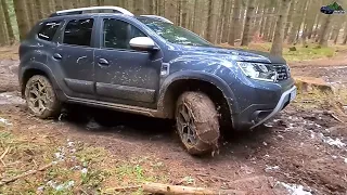 Dacia Duster 4x4 Mud Offroad Forest 2021