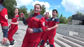 Николаевские медики скорой помощи участвуют во всеукраинском флешмобе