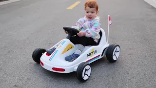 JOYLDIAS Kids Go Kart 12V7AH Battery Powered Electric Go Kart for Kids