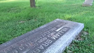 exploring chippiannock cemetery in Rock Island Illinois