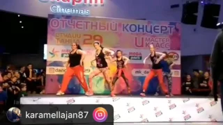 Отчетный концерт 2017 в Мега Парке, Алматы от группы по Zumba
