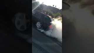 Bmw E34 540i burnout