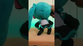 Miku hizo el Mini Mini 😍  #humor #miku