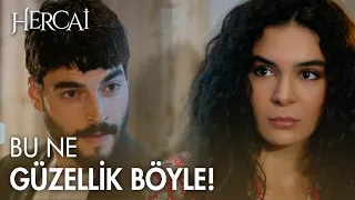 Miran, aldığı elbiseyi Reyyan'ın üzerinde çok beğendi - Hercai Efsane Sahneler