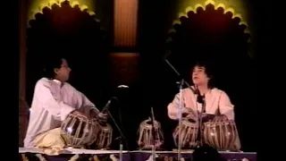 Ustad Zakir Hussain Pt.Yogesh Samsi Jugalbandi Old Video(Part 1)