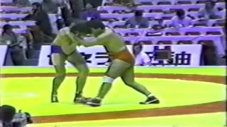 1990 Senior World Championships: 130 kg Ayik Sezgyn (TUR) vs. Holland