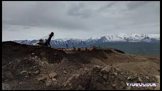 А под попой 200 тонн. БелАЗ