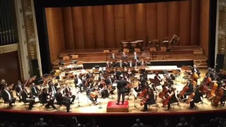 Concerto da Orquestra Sinfônica Municipal de São Paulo com Yamandu Costa (5/2017) 2