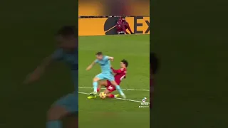 Кто сказал что он нечего не может в обороне?🤡 [trent alexander-arnold]