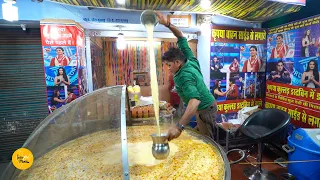 Guinness World Record Man Selling Kesariya Milk of Gwalior Rs. 40/- Only l Gwalior Street Food