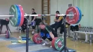 Dmitry Lapikov Snatch 200kg  (441 lbs) , 205 kg (452 lbs),  210kg (463 lbs) , SEP 1, 2013