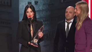 Kacey Musgraves wins Album of the Year (2018 CMA Awards)