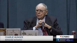 Berkshire's Charlie Munger calls stock market manipulation 'incredible, crazy situation'