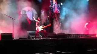 Intro and The Black Widow - Alice Cooper Live Halloween Night Of Fear