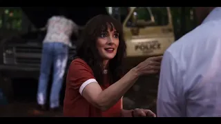 Joyce Byers being confused for 1 minute and 35 seconds