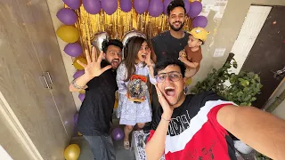 Abhishek’s 10 million celebration with family & friends