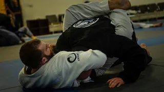 What Happens at My Jiu Jitsu Class and Why I Love It!