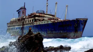 20 Most Amazing Abandoned Ships In The World