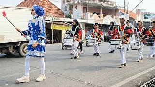 Mayoret Cantik Marching Band MTS Salafiyah NU Tirto di Pekajangan