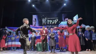 Ансамбль НУР и Ринат Каримов - Веселей