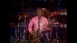 Chuck Berry - "Johnny B Goode" Really LIVE 1984