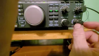 Learning to finesse selectivity on the Kenwood TS-850s.