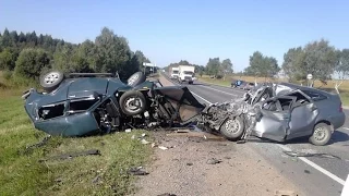 #4 Подборка АВАРИЙ на 20 минут,Car Crash Compilation страшные ДТП ноябрь 2015