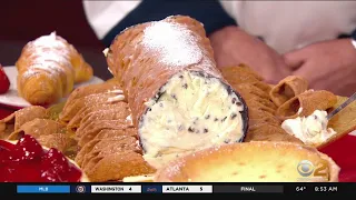 Classic Cannolis Reign At Little Italy's Feast Of San Gennaro