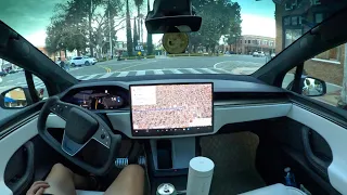 Tesla FSD beta v12.3 on roundabout