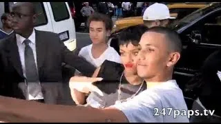 Rihanna talks that talk with her fans in New York City