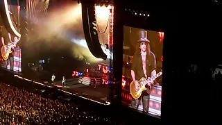 Guns N' Roses - Slash's solo + Sweet  Child O' mine at Rogers Centre