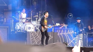 Blink-182 - The Rock Show (HD) (Live @ Rock Werchter, 01-07-2017)