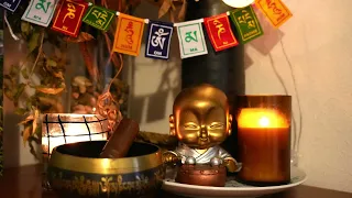 Om Mani Padme Hum| Buddhist Monk Chanting Mantra| Buddha Purmina, Buddha Jayanti| Buddha's Birthday