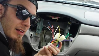 How To Remove and Install a Radio: 2000-2007 Toyota Highlander