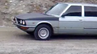 BMW E12 drifting:P