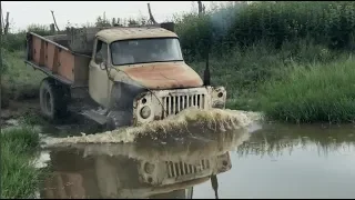 Gas 66 vs Gas 53 Tractor Unit in the Swamp | Offroad on the freighters