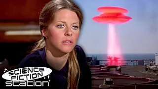 The Bionic Woman Investigates An Alien UFO | The Bionic Woman | Science Fiction Station