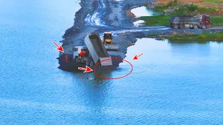 Fantastic 25-Ton Failure Loading and Covering by Shantui Dozer Pushing Rock Into Lake