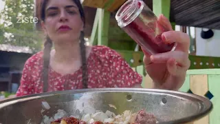 Discover the Enchanting Charms of Rural Life in Iran with Our Mouthwatering Stuffed Potatoes Recipe