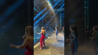 Simone (simaria ) faz participação no show de Maiara e Maraisa