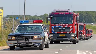 Optocht Brandweerdag 2023: heel veel sirenes (Almere)