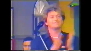 Yes Solo: 1993 - Jon Anderson and Deborah Anderson on Argentinian TV - Owner of a Lonely Heart